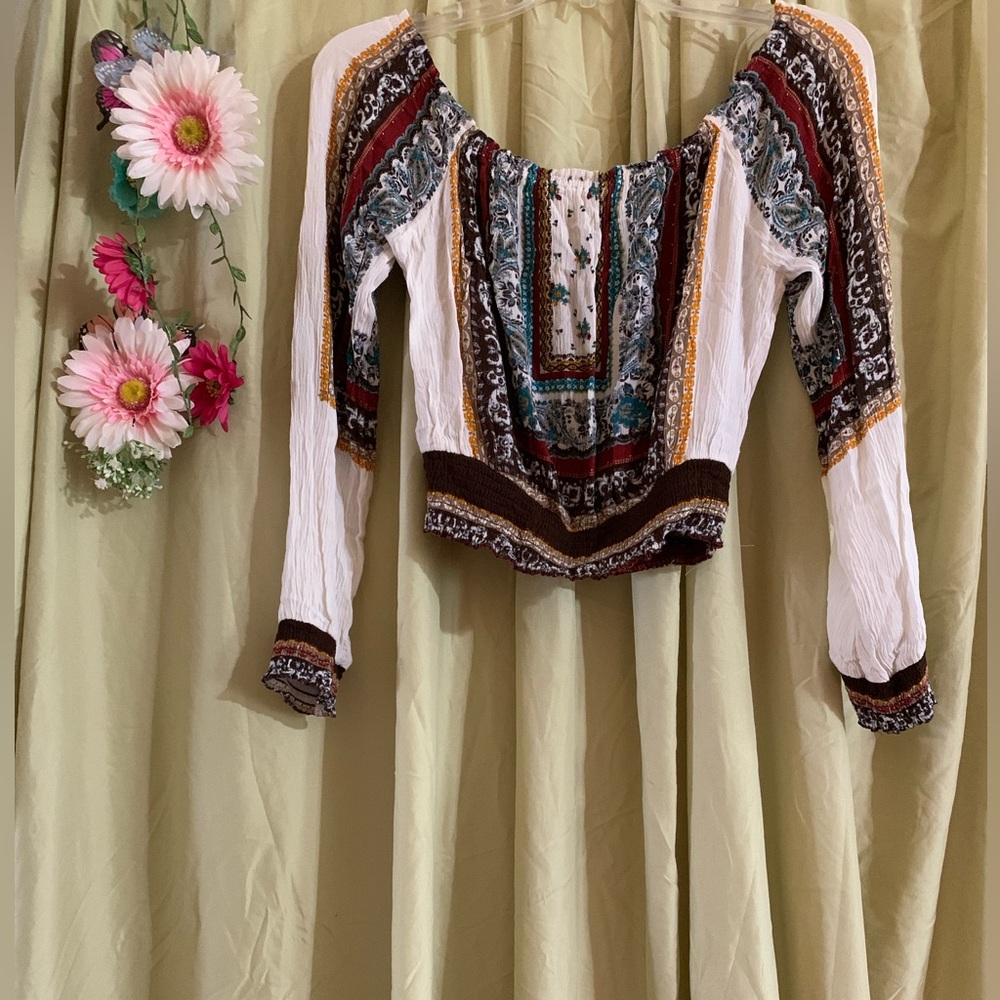 Long Sleeve Crop Blouse